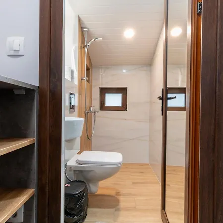 Urban Five #5 - Stylish One-bedroom With Kitchen & Parking * Veliko Tarnovo