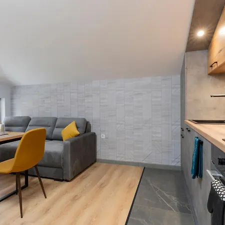 Urban Five #5 - Free Parking - Stylish One-Bedroom Apartments With Kitchen & Parking アパート ヴェリコ・タルノヴォ