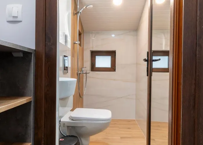 Urban Five #5 - Stylish One-bedroom With Kitchen & Parking * Veliko Tarnovo